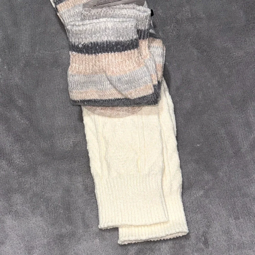 Muk Luks Cozy Up Your Mid Calf Tall Boot Socks Women OS (6-11) Beige 2 Pair Pack